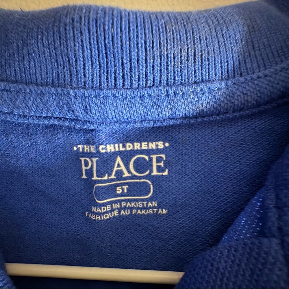 Children’s Place Boys Polo Shirt Bundle 5T Red Blue Black Uniform - Picture 3 of 7